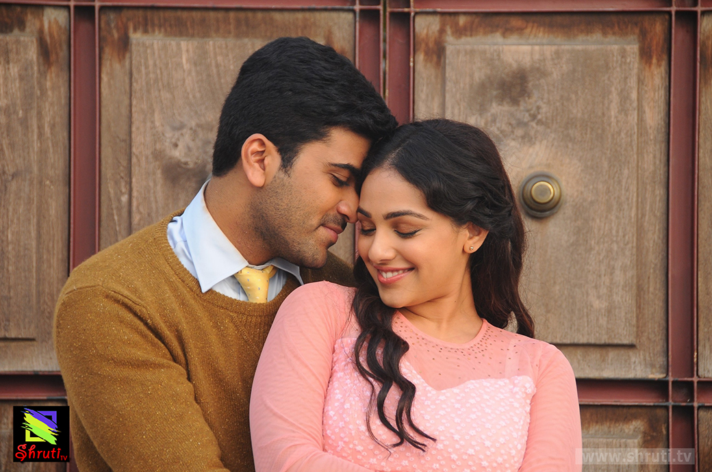 Nee Naan Naam – Photo Gallery | Sharwanand | Nithya Menen