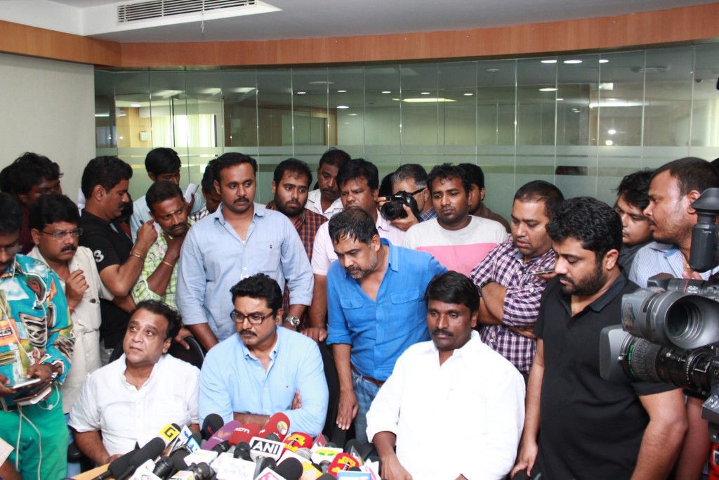 Uttama Villain Release Press Meet Stills (2)