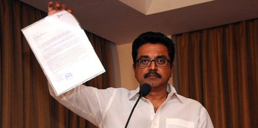 பத்திரிக்கையாளர்கள் சந்திப்பில் கண்ணீர்விட்ட சரத்குமார்…!