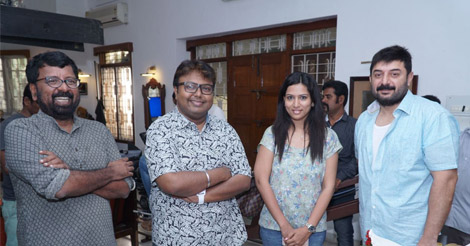 அரவிந்த் சாமியுடன் ஜோடி சேரும் ரித்திகா சிங்